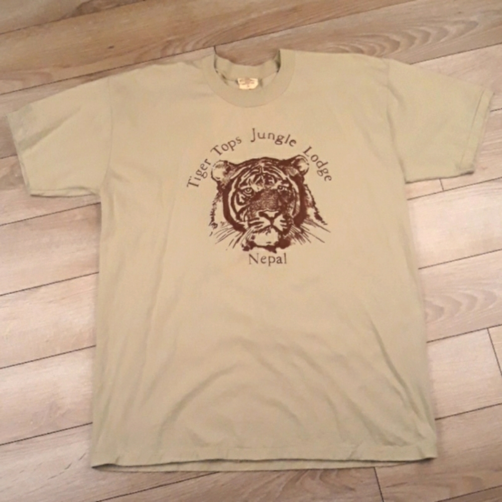VINTAGE Nepal Tourist Tiger Tops Light Green Single Stitch Large Mens Shirt‎ VTG